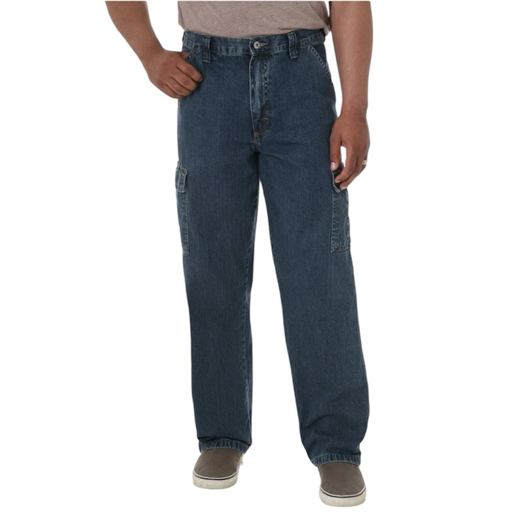 Wrangler Men's Relaxed Fit Wide Leg Cargo Jean Size 34X32